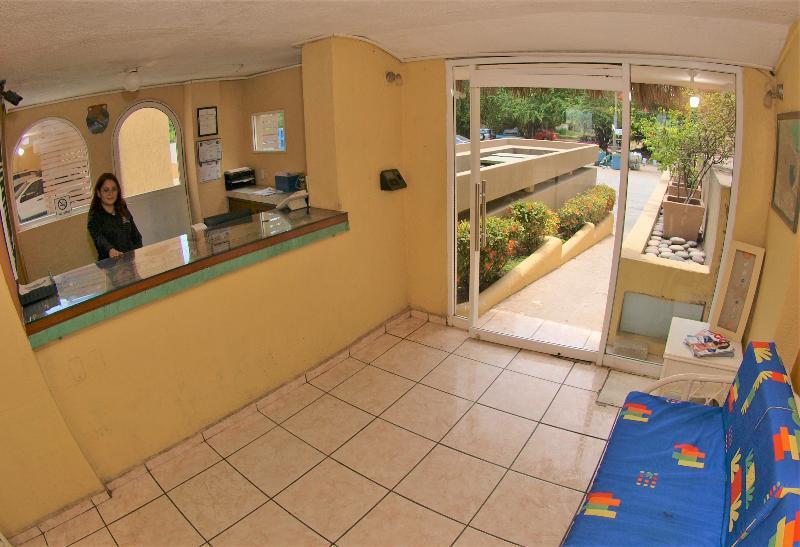 Hotel Marina Puerto Dorado - Todo Incluido Manzanillo Kültér fotó